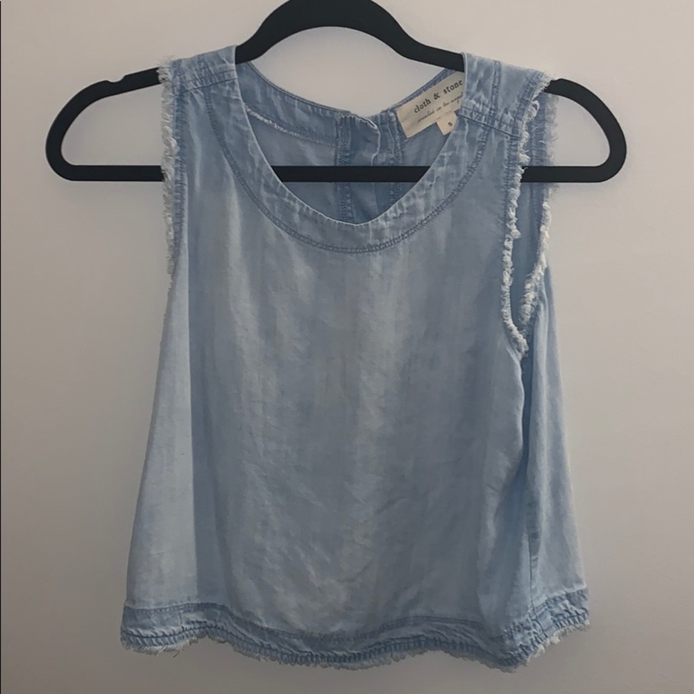 NEVER WORN Super Cute Tank Top!